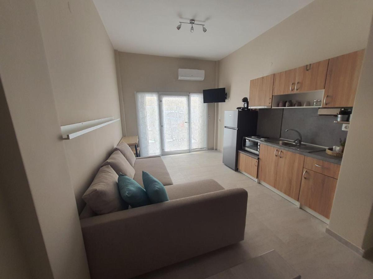 New Apartment ,50M From The Sea At Nea Irakleia. Екстериор снимка